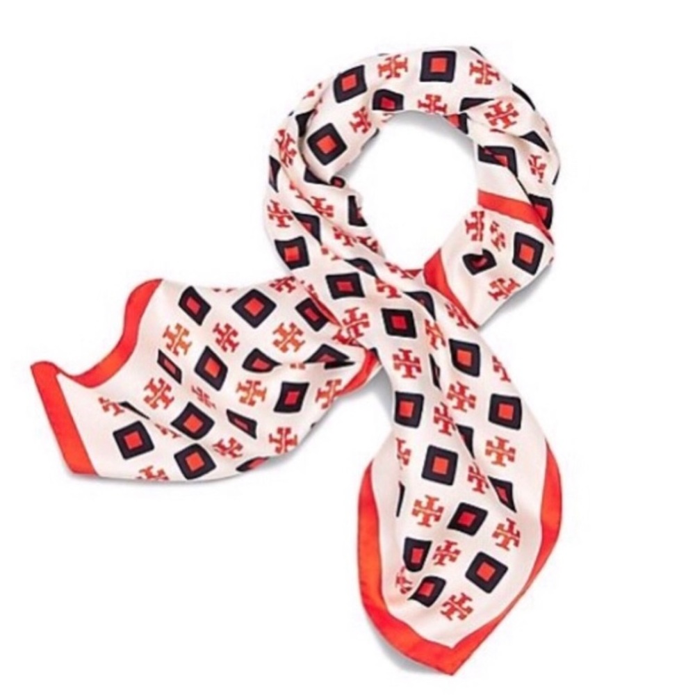 ❌Tory Burch Square Silk scarf/neckerchief ❌NWT